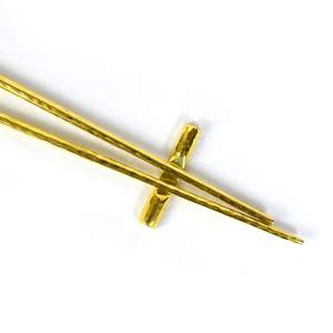 Palillos de latón puro reutilizables hechos a mano de 23,5 cm para Fideos Ramen y platos asiáticos para fiestas - Product Image 2