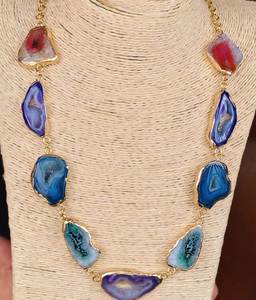 Collier pendentif en agate de Quartz Druzy enduit de titane Bijoux en pierres précieuses naturelles de haute qualité de l'Inde - Product Image 1