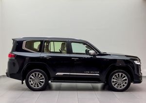 Toyota LandCruiser 300 d'occasion, SUV grand format, moteur V6 biturbo de 3,5 litres, cuir de haute qualité, véhicule conduite à droite/à gauche à vendre - Product Image 4