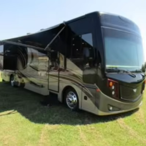 รถบ้านมือสองปี 2022 2023 2020 ราคาประหยัด Fleetwood Pace Arrow RV ขนาด 40 ฟุต รถบ้านเคลื่อนที่ มีสีสันให้เลือกตามสั่ง ไมล์น้อย - Product Image 6