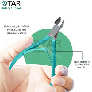 Coupe-cuticules professionnel en acier inoxydable, pinces à cuticules avec lames tranchantes pour un soin et un entretien précis des ongles - Product Image 4