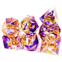 Jeu de dés polyédriques transparents à bords vifs, bleu fumé, avec anneau doré, 7 pièces pour D&D