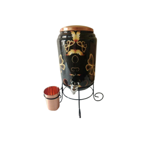 Enfriador de agua de cobre martillado clásico en diseño elegante perfecto para bodas en casa y uso de mesa de cocina - Product Image 5