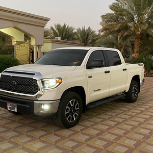 2021 utilisé pour Toyota Tundra SUV LHD AWD sièges intérieurs en cuir légers R18 pneus régulateur de vitesse ACC-Excelle Aspire Petrol Pick-Up - Product Image 1