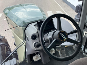 Tractor JCBB FASTRAC 8330 iCON STAGE 5, Maquinaria y Equipo Agrícola EN VENTA - Product Image 3