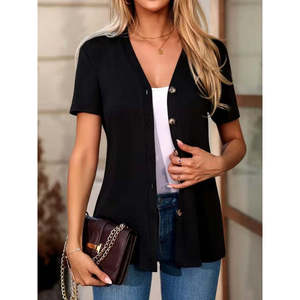 Blusa de viscosa con botones y cuello en V de manga corta para mujer, 35903 - Negro - Product Image 2
