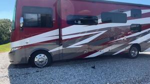 Autocaravana de Primera Calidad 2025 GT5 36F5 Clase A con Carrocería de Aluminio, 1 Dormitorio y 2 Extensiones, para Familias - Product Image 4