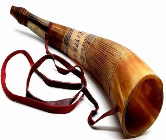 Small Ox Horn Trumpet for Kids Viking Blow Horn Whistle Toy for Carnival & Christmas Parties Buffalo Horn by f s international