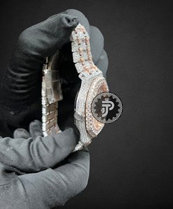 Stainless Steel VVS Round Brilliant Cut Moissanite Diamond Iced Out Hip Hop Round Dial <b>Case</b> Wristwatch For Unisex Wear - Product Image 2