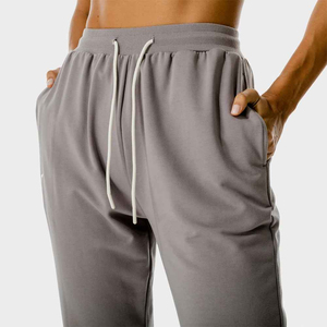 El mejor diseño, logotipo personalizado, pantalones de chándal de estilo callejero cosidos para mujer, pantalones de chándal transpirables de secado rápido para mujer, diseño OEM - Product Image 3