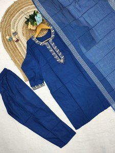 En stock – Nouveauté 2026 : Magnifique ensemble haut et bas en soie Georgette, couleur vive, longueur genou, brodé, infroissable, avec dupatta - Product Image 6