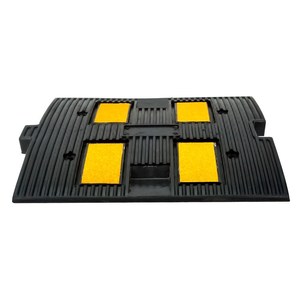 ชุดยางชะลอความเร็ว 4 แถบ 8 เมตร ทำจากพลาสติกและเหล็ก - Product Image 3