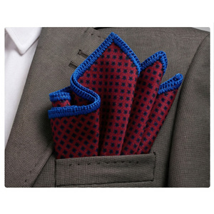 Pañuelo de bolsillo con borde tejido a mano y diseño exclusivo para trajes de negocios para hombre, 100% seda, estilo británico, opciones en rojo vino y azul. - Product Image 1