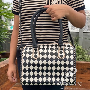 New Checkered Design Custom logo OEM ODM Genuine Leather Medium Size <b>Duffel</b> Travel <b>Bags</b> for <b>Men</b> & Women Wholesale Carry Duffle - Product Image 1