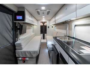 Autocaravana Entegra Ethos 20T 2025 Usada en Buen Estado, Clase B, TV de 24 Pulgadas, LHD/RHD, Totalmente Equipada, RV Compacta Lista para Viajar - Product Image 4