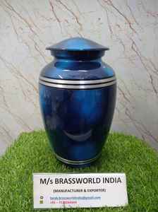 Suministros funerarios de cremación humana de calidad superior Urnas de cremación de aluminio para cenizas humanas de India Por Brassworld India - Product Image 2