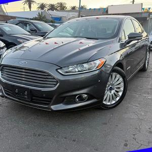 Ford Fusion Híbrido SE FWD 2016 - Product Image 1
