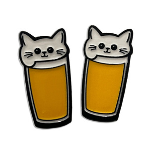 סיטונאי התאמה אישית של סיכות מתכת עם מרקם אמייל דמוי וציפוי גומי בגב - Product Image 2