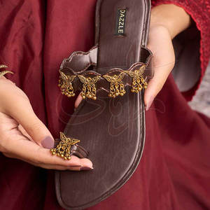 Women Kolhapuri Footwear Raahi Enterprises Handmade Natural Leather Upper Printed <b>Design</b> Anti-Slippery Soles Dangling Small - Product Image 4