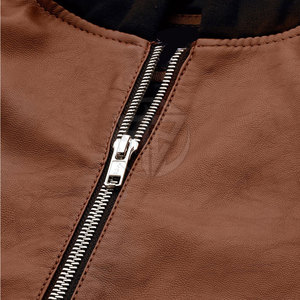 Sweat à capuche en cuir d'hiver élégant pour homme avec capuche réglable, design écologique et léger, sensation de luxe, confortable à porter - Product Image 4