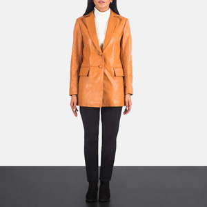 เสื้อเบลเซอร์ทอผ้าสีน้ำตาลแทนมาริลินพร้อมดีไซน์ปุ่มปักลาย - Product Image 3