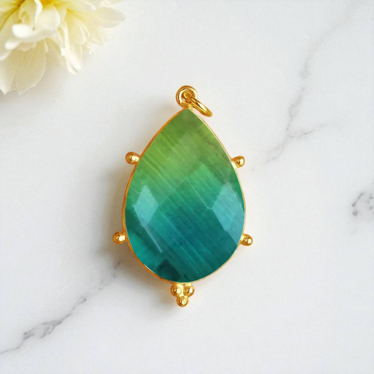 ควอตซ์สีเขียวจีน