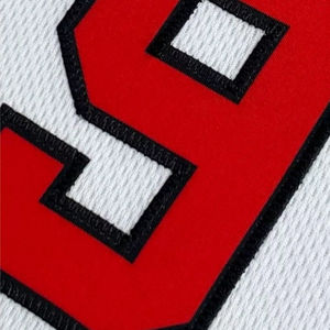 Maillot de baseball de qualité supérieure avec boutons complets, patchs personnalisés, uniforme de sport respirant avec nom et numéro d'équipe imprimés - Product Image 3