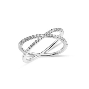 Bagues en argent 925 gravées sur mesure de la meilleure qualité en forme de cœur pour femmes Fabricant de bijoux OEM disponible au meilleur prix - Product Image 3