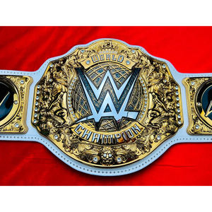 Accessoires de championnat de lutte, y compris des ceintures de champion avec des plaques centrales audacieuses, des détails de plaques latérales améliorés, un équilibre visuel solide - Product Image 1