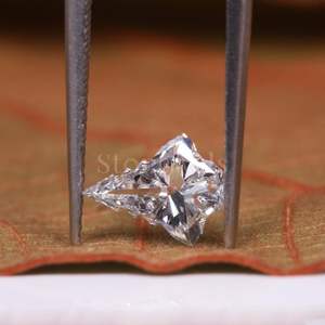 Forma de árbol de Navidad, Diamante cultivado en laboratorio suelto, corte elegante inspirado en vacaciones festivas para joyería única - Product Image 3