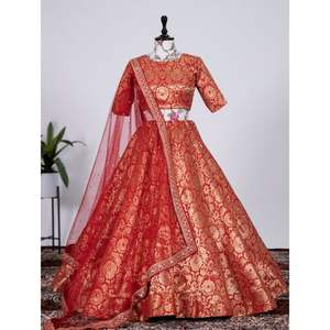 Tenue indienne fantaisie de créateur Lehenga Choli en soie jacquard élégant avec Dupatta et fournisseur de travaux de tissage Zari d'Inde - Product Image 5