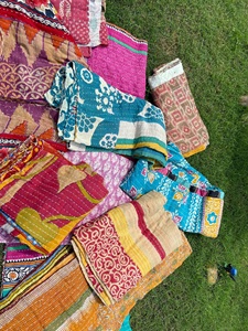 Wholesale Indian Vintage Cotton Kantha <b>Quilts</b> Handmade Printed Organic Sari Kantha <b>Throw</b> Blankets Beautiful Bohemian Hotel - Product Image 6