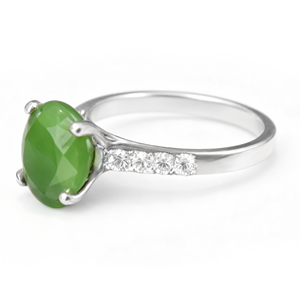 Nouveauté 2025, bague accessoire beGems Premium, bague halo en jade ovale 10x8 mm, pierre verte élégante, bijoux fins pour femmes - Product Image 2