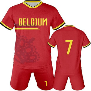 Camisetas de fútbol con impresión de sublimación completa personalizada para hombre, conjunto de uniforme de entrenamiento de fútbol de equipo de Club con logotipo para niños - Product Image 1