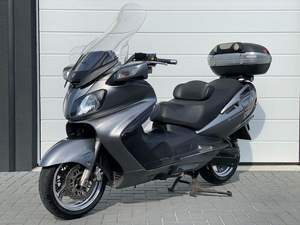 Suzuki Burgman 650 Maxi Scooter 638cc, Lujo Urbano y para Carretera, Nuevo en Stock, en Venta - Product Image 2