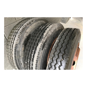 Neumáticos de camión usados con banda de rodadura profunda y rendimiento duradero - Product Image 5