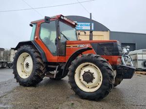 1991 Fiat F110 Manual Lift Horas 7.383 Pesos no incluidos Tractor muy original con libro de impuestos - Product Image 3