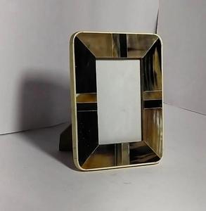 กรอบรูปเรซิ่นไม้เนื้อแข็งสำหรับตกแต่งผนังบ้าน - Product Image 3