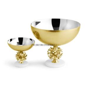 Look accrocheur Extérieur plaqué or de haute qualité avec bol en métal robuste intérieur poli brillant argenté avec base en marbre - Product Image 1