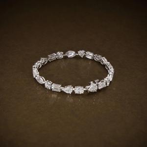 Bracelet tennis en moissanite incolore multiforme pour cadeau de mariage en argent 925, bracelet en pierres multiformes à bas prix - Product Image 4