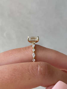 Bagues de fiançailles en or massif 18 ct avec diamants accentués bijoux fins pour femmes en vrac OEM - Product Image 4