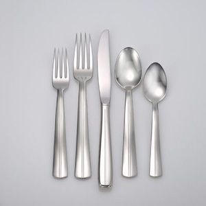 Equipo de Cocina y Mesa de Acero Inoxidable, Juegos de Cubiertos Ecológicos, Juegos de Cubiertos Plateados para Uso Diario - Product Image 1