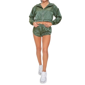 Conjunto de 2 Piezas Personalizado para Mujer, Estilo Urbano, Chaqueta Cortavientos y Pantalones Cortos de Poliéster/Algodón, Transpirable, Informal - Product Image 1