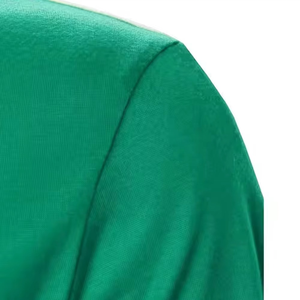 Polo pour homme à blocs de couleur, manches courtes, tricoté, décontracté, coupe classique, vert, blanc, noir, col uni, design simple - Product Image 6
