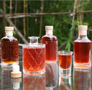 Vidrio estampado OEM 100mL 200ml Vino vacío Licor Espíritu Vodka Madera Corcho Claro Esmerilado Fruta Botellas de vino - Product Image 2