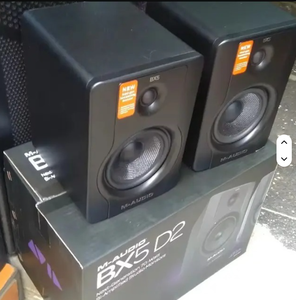 Nuevos Altavoces de Monitor de Estudio M Audio BX5 Pasivos con 3 Años de Garantía y Salida de Audio Multimodo - Product Image 6