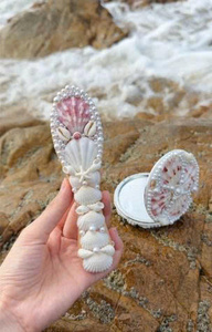 Peigne à cheveux artisanal en coquillage naturel du Vietnam, outil de beauté en coquillage, luxe - Product Image 4