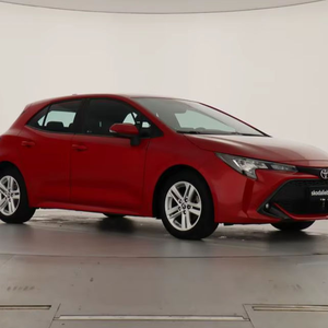 TOYO-TA COROLLA 1.2 TURBO 2020 D'OCCASION 26 568 KM 1 197 CCM DIESEL 177 CH 130 KM 6 CYLINDRES 7 PLACES TRANSMISSION AUTOMATIQUE - Product Image 1
