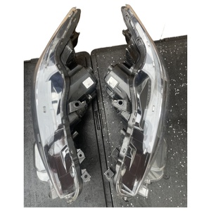 Faros Adecuados para Toyota <span class=keywords><strong>Corolla</strong></span> AURIS. Faros Halógenos Originales para 2015 - <span class=keywords><strong>2018</strong></span> - Product Image 4