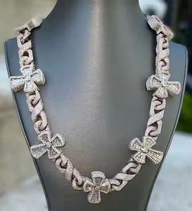 Collar de moissanita de alta calidad con cadena cubana de hip hop americana de oro para ropa de mujer Proveedor indio directo - Product Image 1